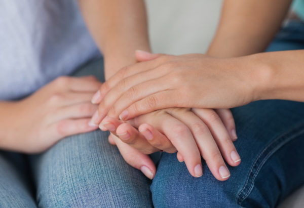 Как цитомегаловирус (ЦМВ) передается от человека к человеку 3