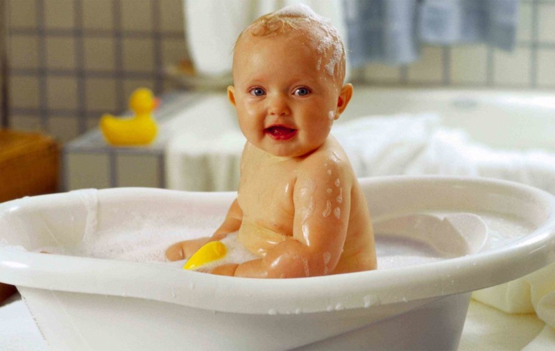 Себорейный дерматит у грудничков: чем может быть вызвано заболевание, как избавиться от перхоти