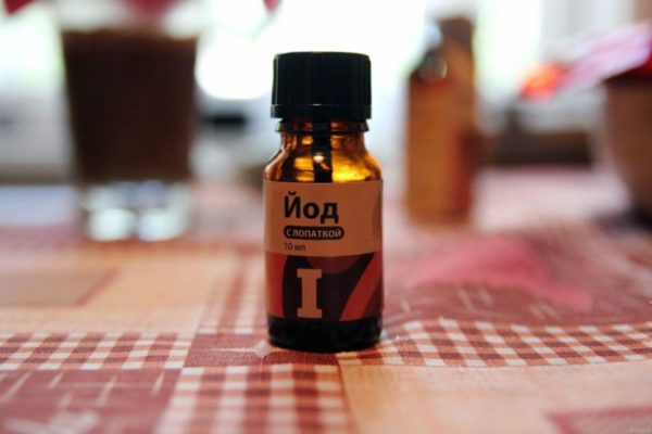 можно ли прижигать папилломы йодом: лечение и удаление3