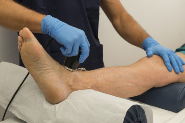 Зуд в ногах ниже колен: причины и лечение болезни 5