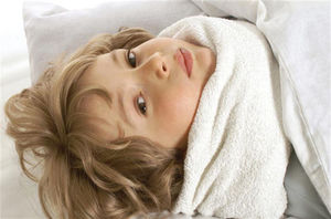 Компресс из камфорного масла как часто используемое средство для прогревания горла и ускорения отхаркивающего процесса Как делать спиртовой компресс на горло