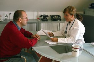 Можно ли пить слабый алкоголь совместно с антибиотиками Опасность употребления слабого алкоголя при лечении антибиотиками