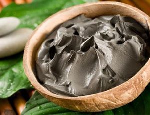 Черная глина от черных точек Свойства маски из дрожжей на лице