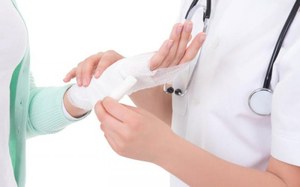 Реабилитация после перелома лучевой кости со смещением неправильно сросшийся перелом лучевой кости со смещением