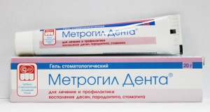 гель Метрогил Дента